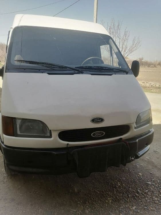 Ford gurzavoy 1993 yil — 5