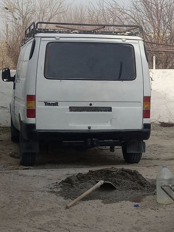 Ford transit 1998 yil remontdan chiqqan mator korobka qilingan mashina — 4