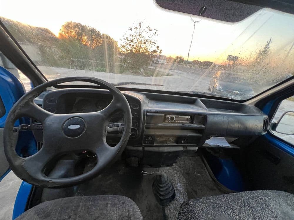 Ford pasajer 1991 — 8