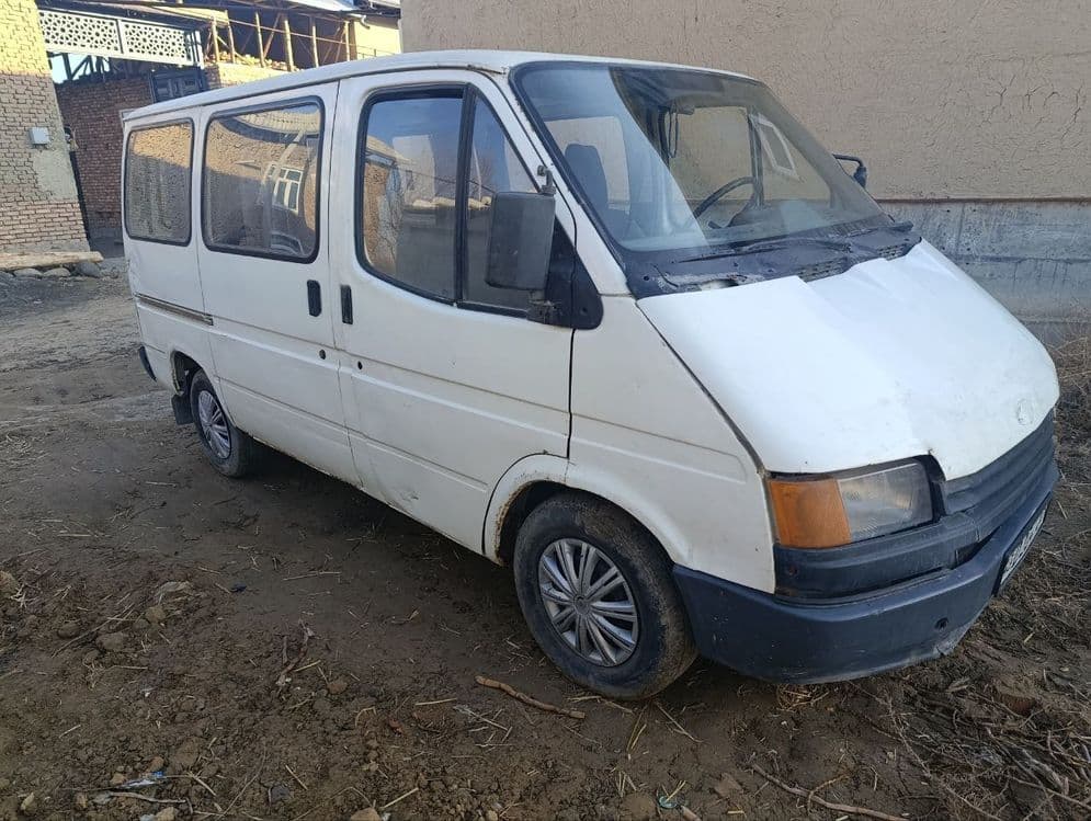 Zudlik bilan Ford sotiladi — 1