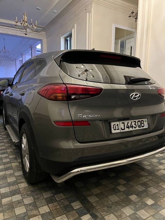 Hyundai Tucson, 2020, 100 000 км (2.0 АТ, 4WD) — 2