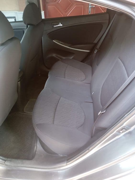 Hyundai Accent 1.6 — 4