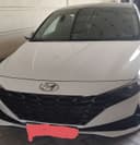HYUNDAI ELANTRA продаётся своя.