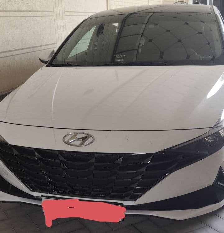 HYUNDAI ELANTRA продаётся своя. — 1