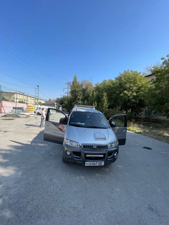 Hyundai stareks отличном состания — 1