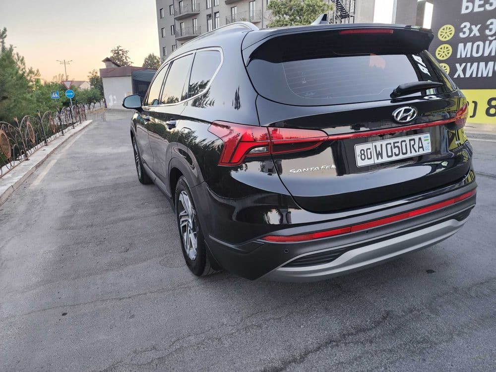 Hyundai Santafe 2022 — 3