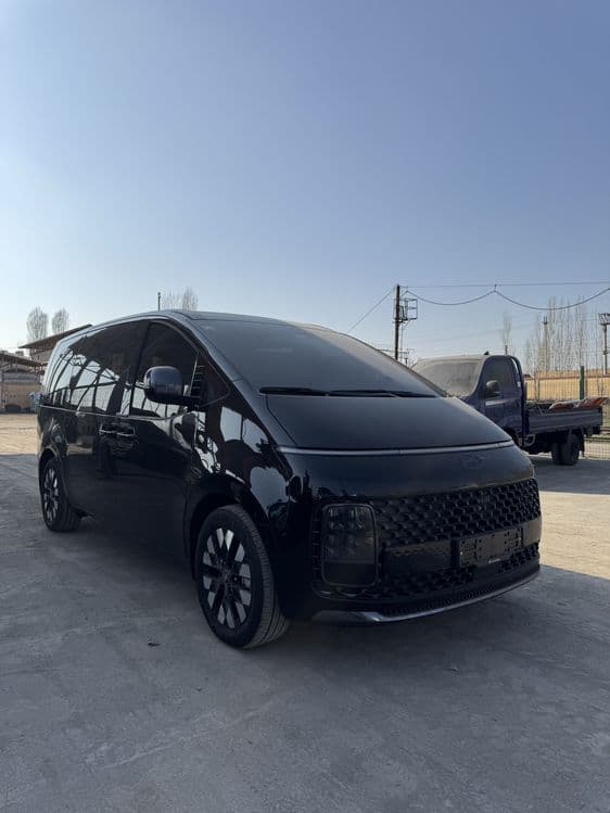 Hyundai Staria 2025 Gibrid toza — 1
