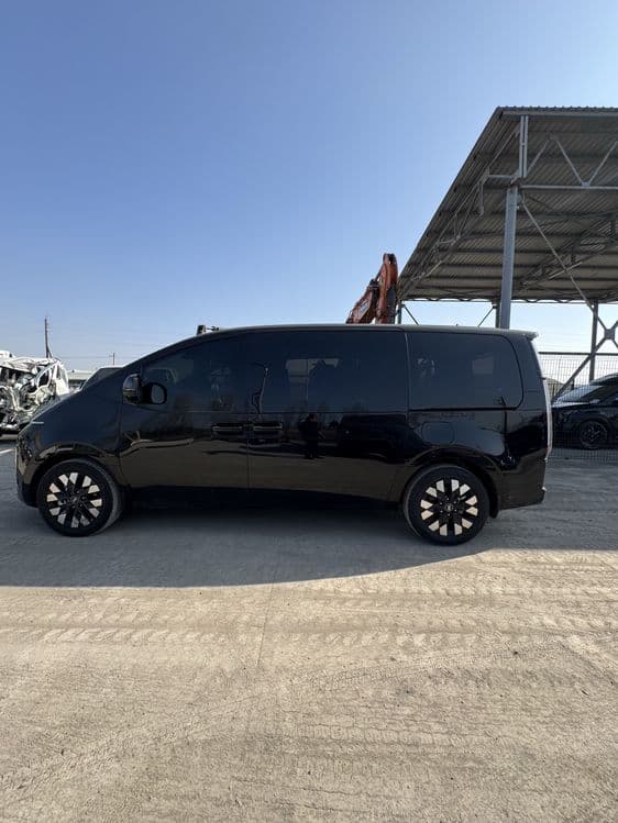 Hyundai Staria 2025 Gibrid toza — 6