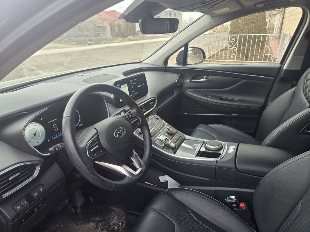 Hyundai Santa Fe satiladi — 3