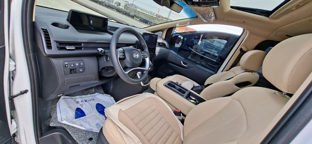 Hyundai Staria 1,6 Turbo Hybrid — 5