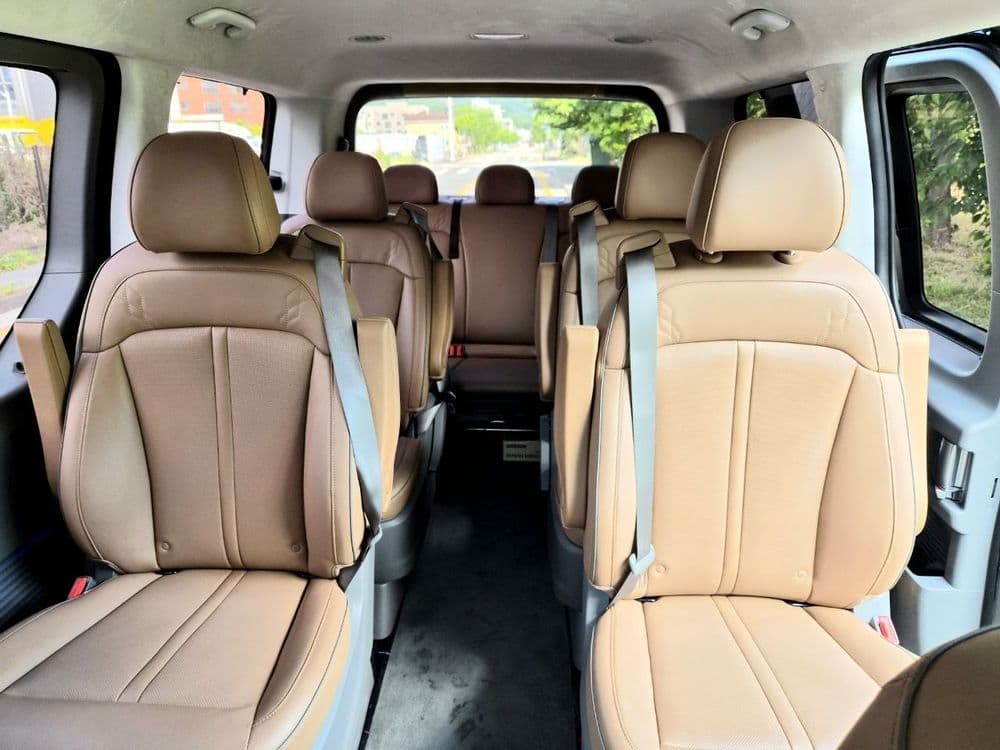 Hyundai Staria 1.6 Turbo Hybrid Lounge — 8
