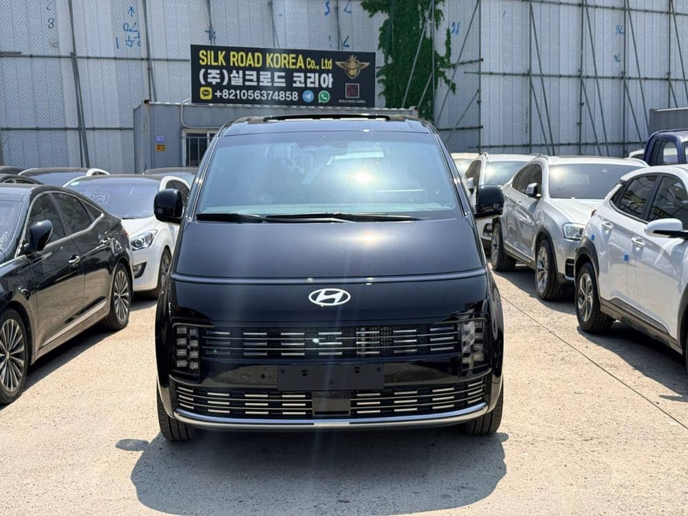 Hyundai Staria 1.6 Turbo Hybrid Lounge Inspiration — 4