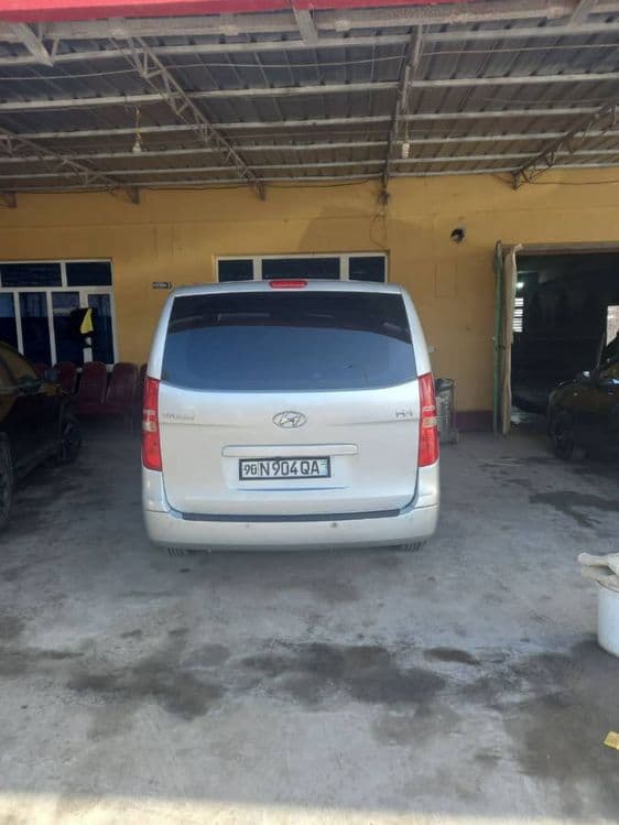Hyundai Starex aʼlo — 1