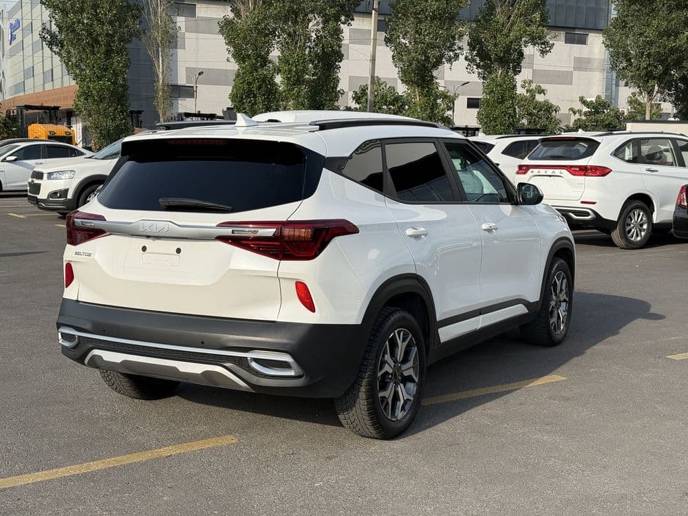 Kia seltos Prestige 2022 — 4