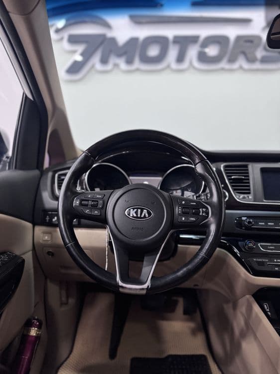 Kia Carnival 2019 — 3