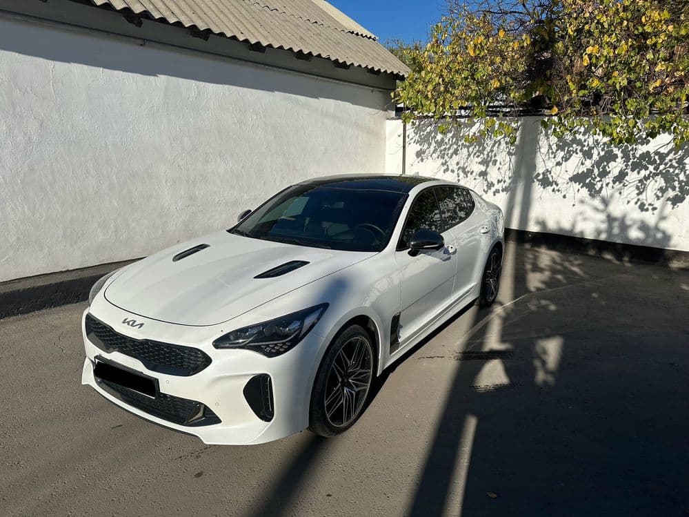 Киа стингер 3.3 TWIN TURBO — 2