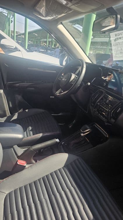 Kia Sonet full  16.800$ — 4