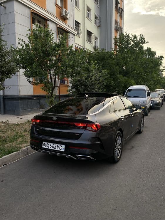 Сотилади Киа К5. — 3
