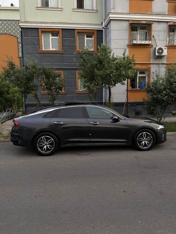 Сотилади Киа К5. — 4