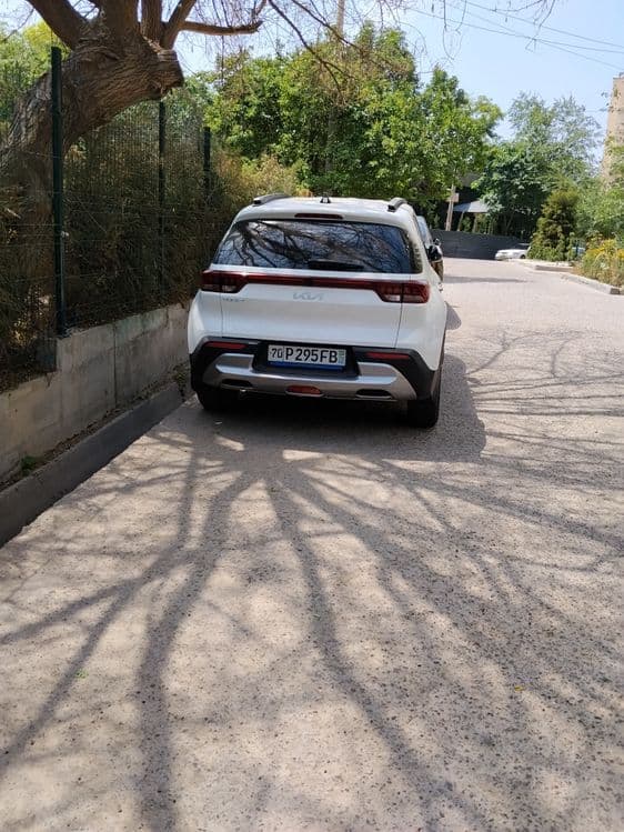 Kia sonet ful varyand sotiladi 3 pazisiya — 3