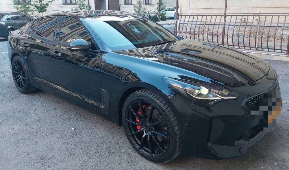 Продается KIA Stinger — 2