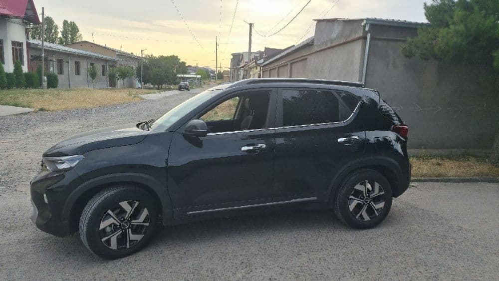 Kia sonet 2025 full — 4