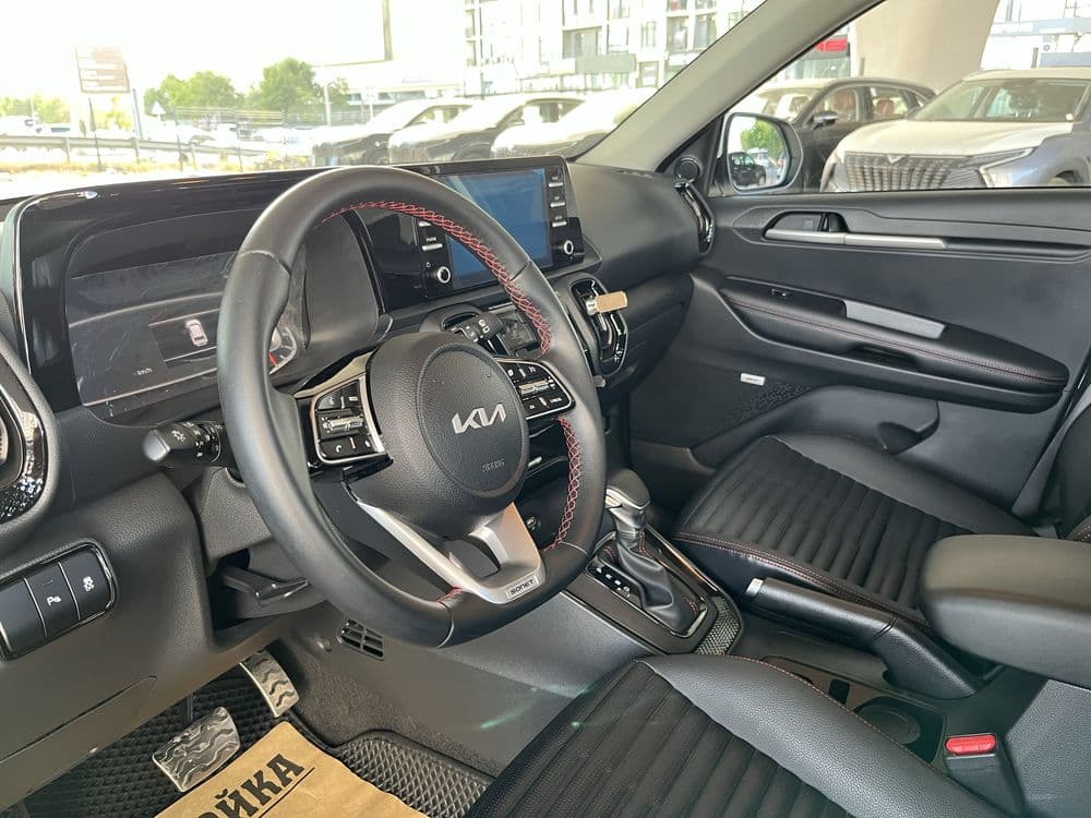 Продаю свою машину Kia Sonet — 4