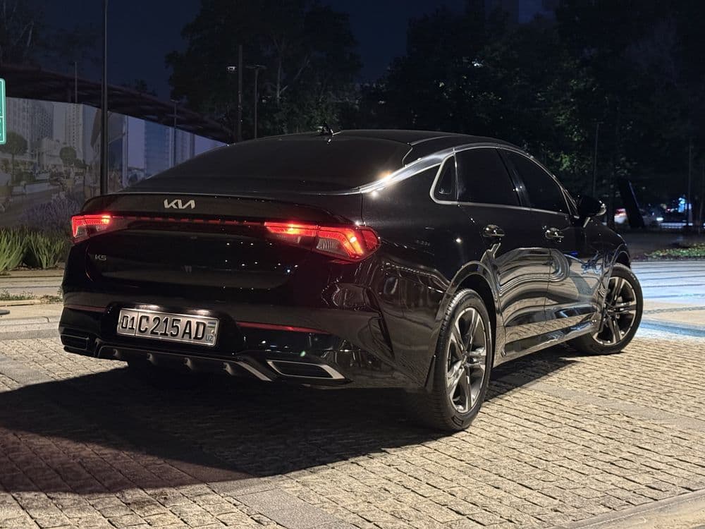 Kia K5 2023 Bez luk — 3
