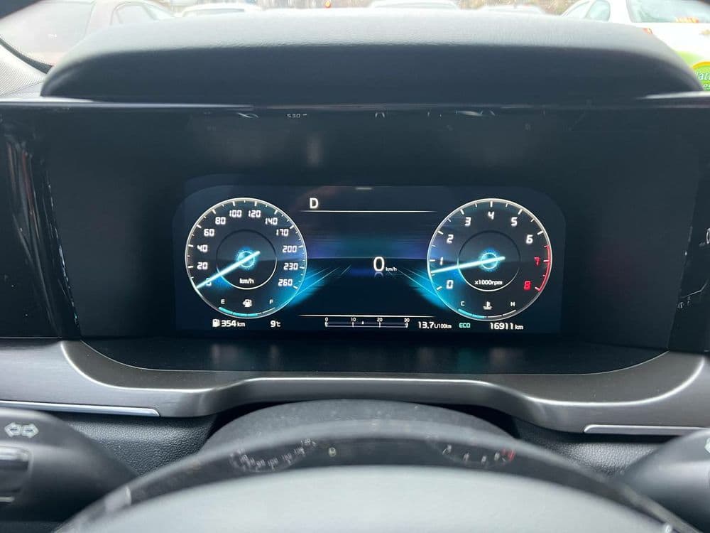 Kia sorento full — 5