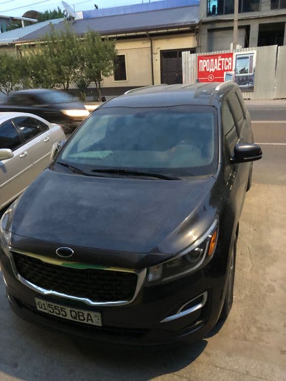 Kia sedona 2019 год срочно!!! — 1
