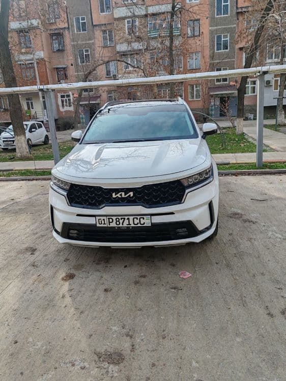 Kia sorento srochna sotiladi? — 2