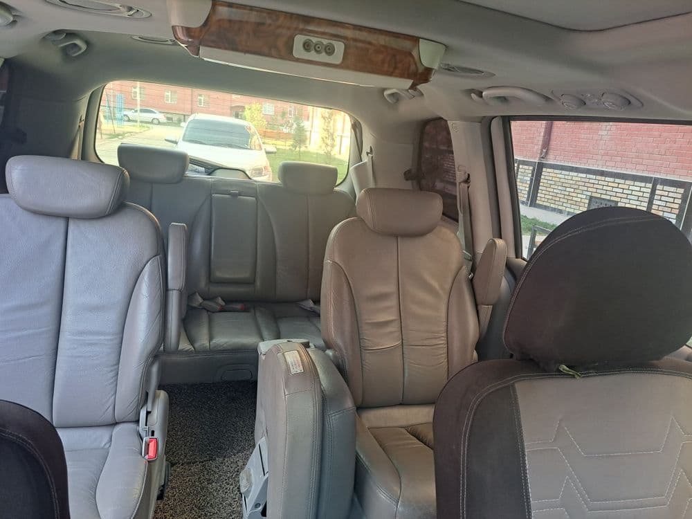 KIA Karnival elektropaket — 3