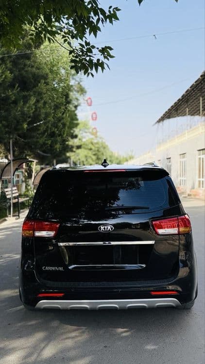 KIA carnival dizel Full — 3