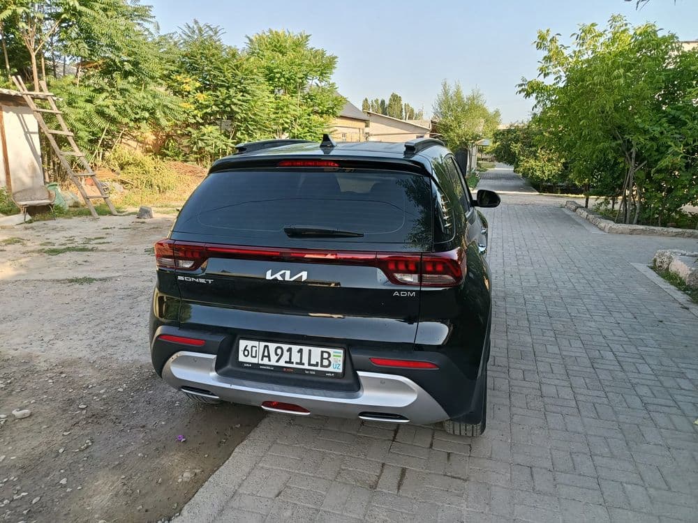 Kia sonet yangii — 2