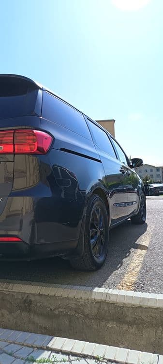 Kia Karnival sedona — 4