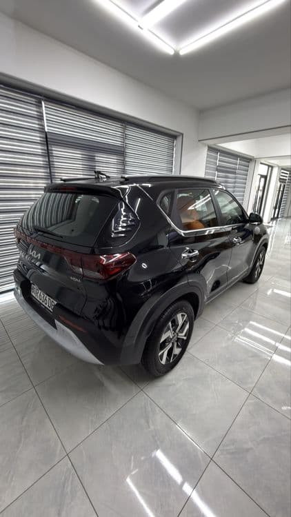 Kia Sonet luklik varianti — 2