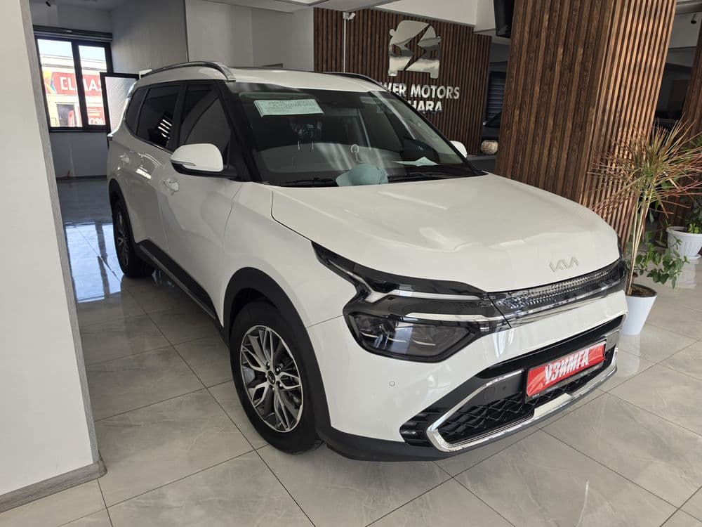 Kia carens 2024 full — 2