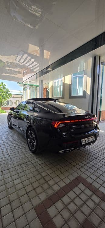 Kia K5 sotiladi GT line + — 2