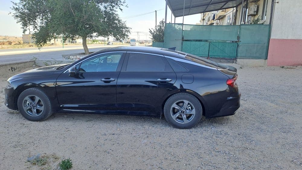 Sotiladi !!! Kia K5 — 4