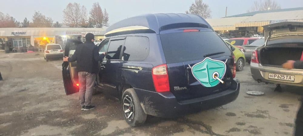Kia Carnival satiladi — 2