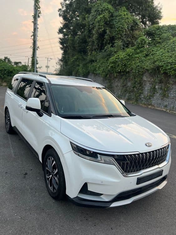 Kia carnival 2021 — 2