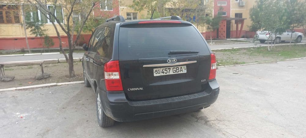 Kia carnival. Сотилади — 3