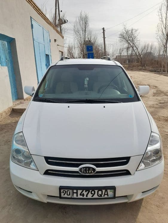 Kia Carnival Yoqilgi: Dizel — 3