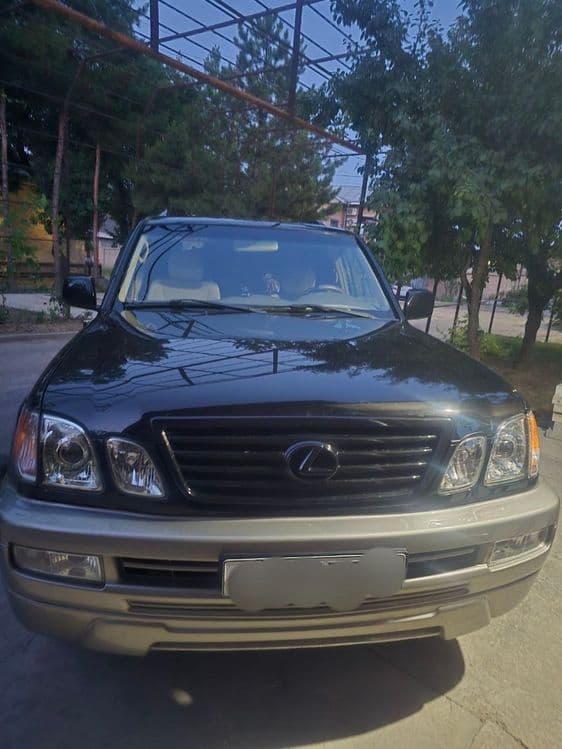 Lexus LX470. Год 2004 — 1