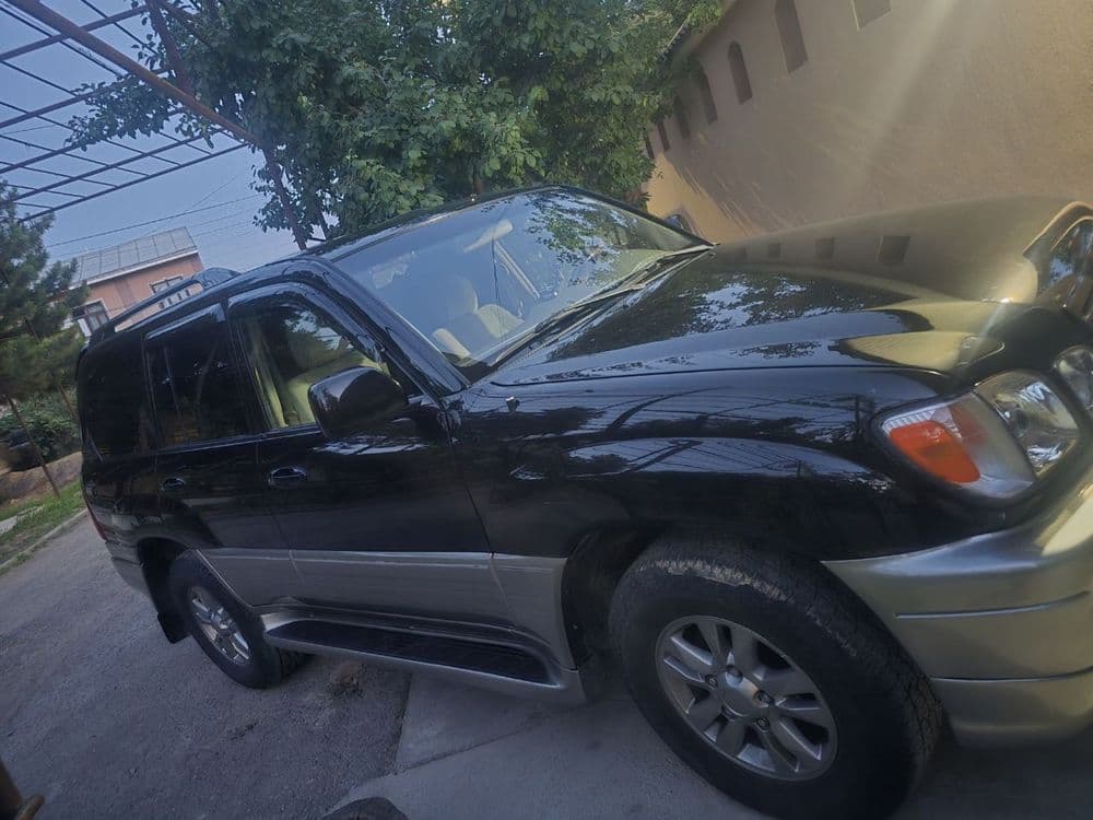 Lexus LX470. Год 2004 — 4