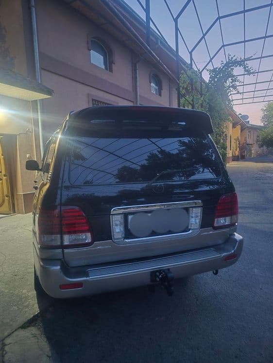 Lexus LX470. Год 2004 — 5