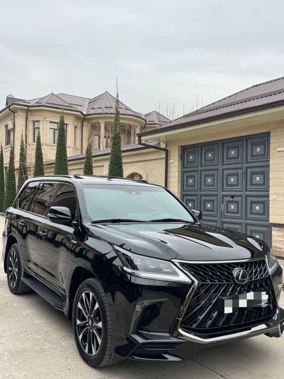 Lexus LX 570,  насия. савдога. берилади — 1
