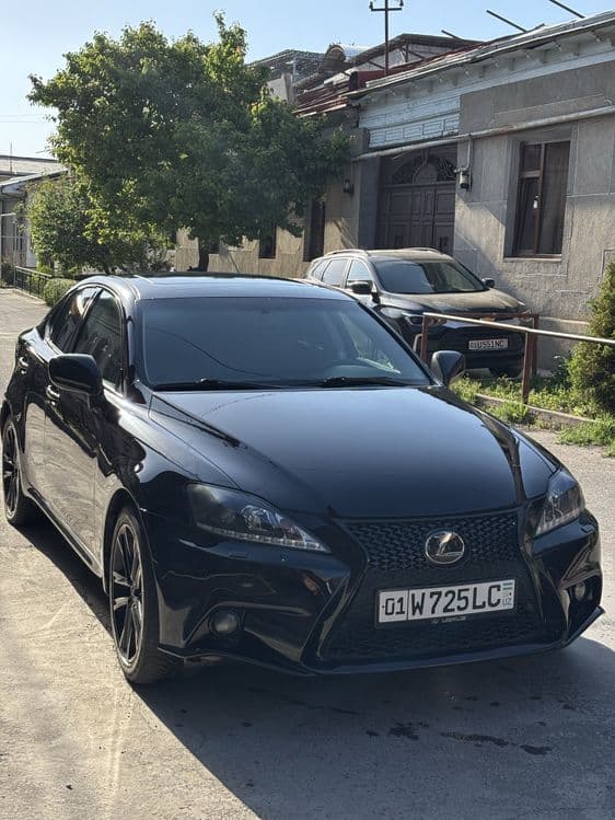 lexus is 250 arendaga — 2