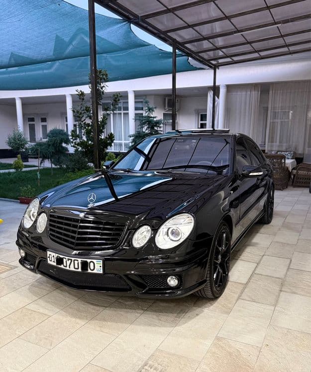 Mercedes W211 E63 AMG 2008 Yil — 3