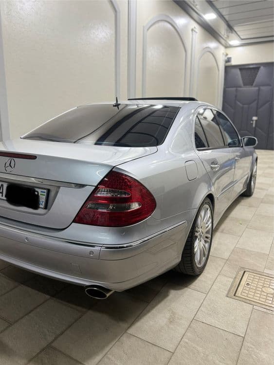 Mercedes bens W 211 E 350 — 3